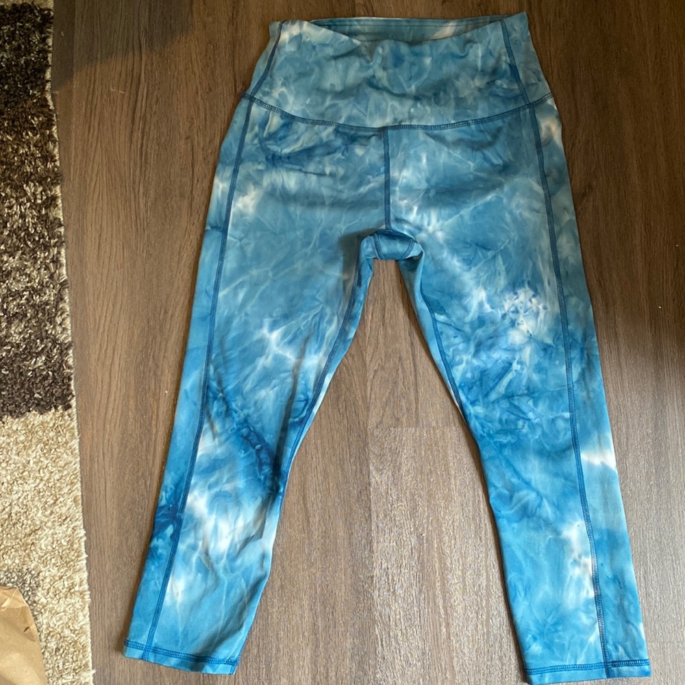 Tie dye workout capri leggings